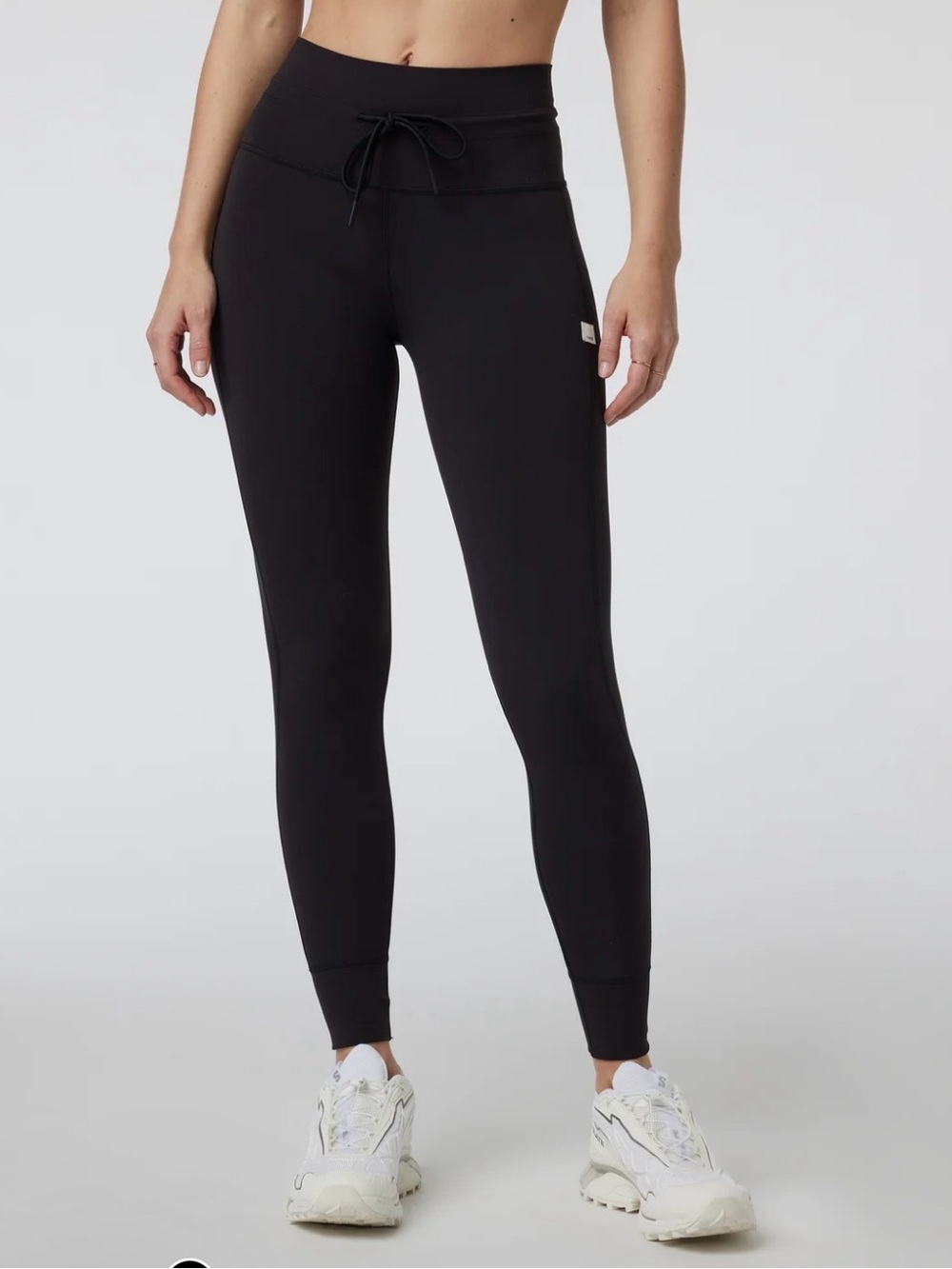 Vuori Daily Legging in Black. Size XXS